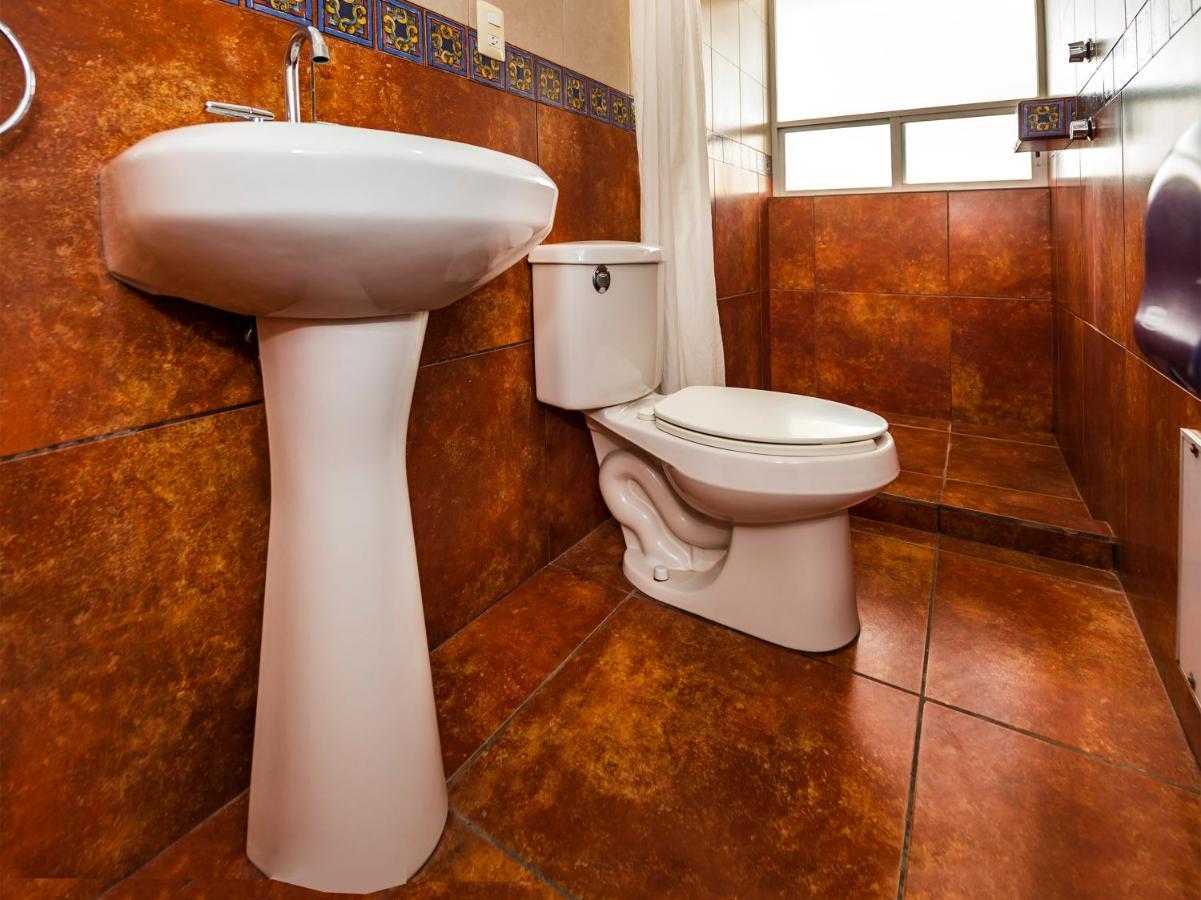 Hotel Itza Hotal & Cafe Querétaro Zewnętrze zdjęcie