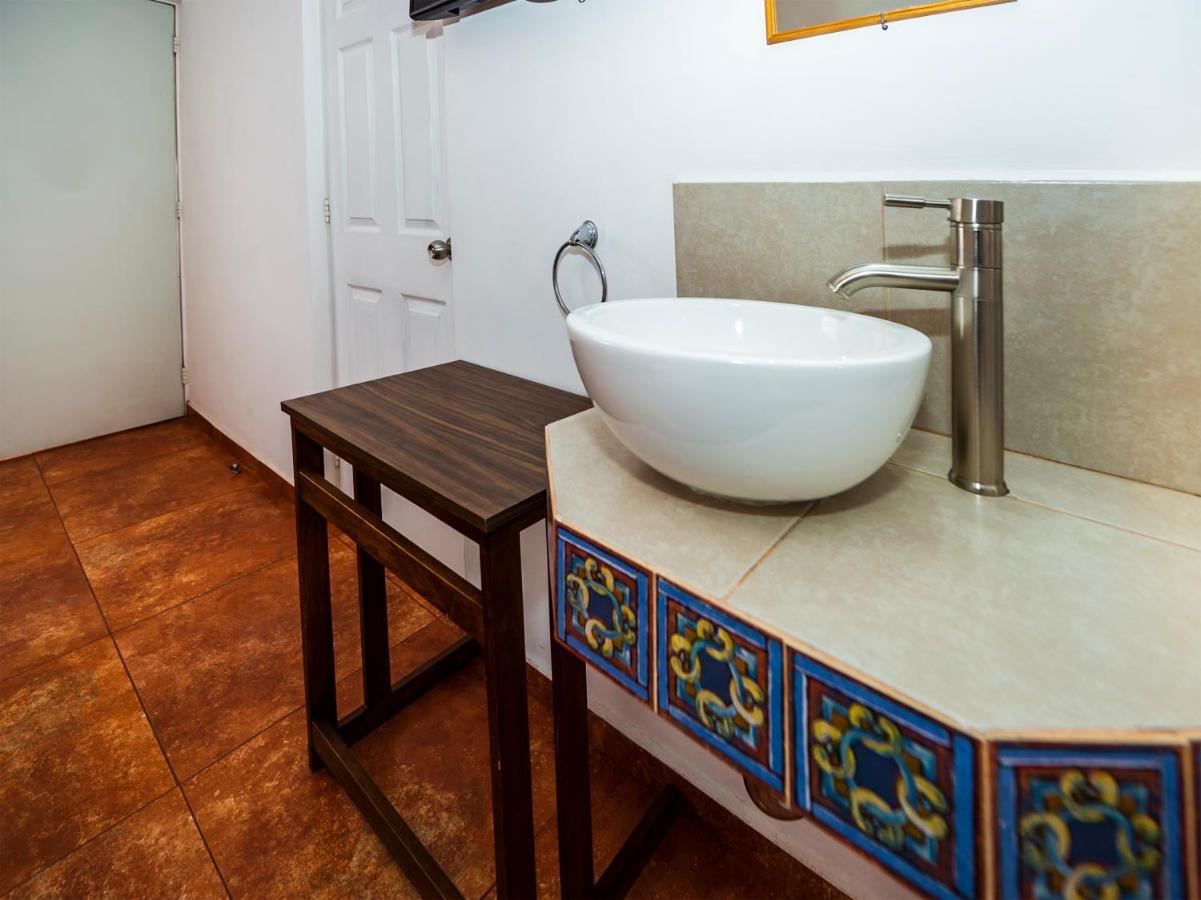 Hotel Itza Hotal & Cafe Querétaro Zewnętrze zdjęcie